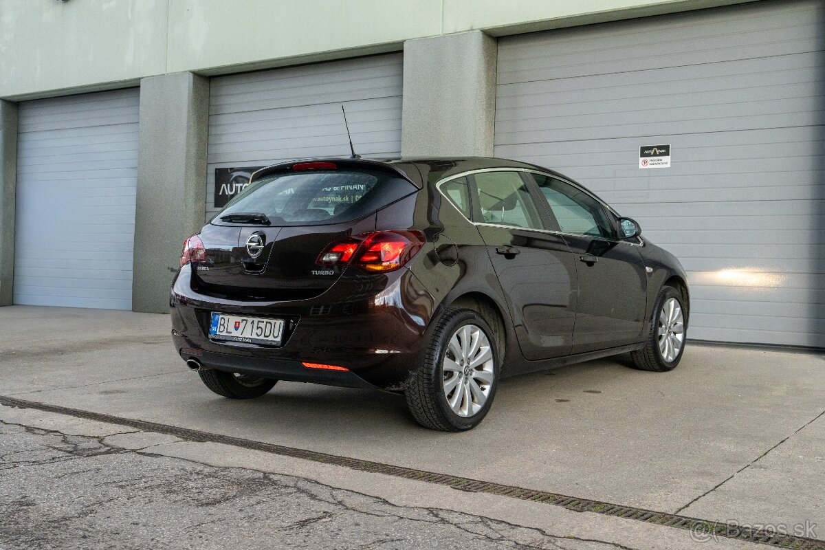 Opel Astra 1.4T 103kw M6, SR - 1.majitel - 6