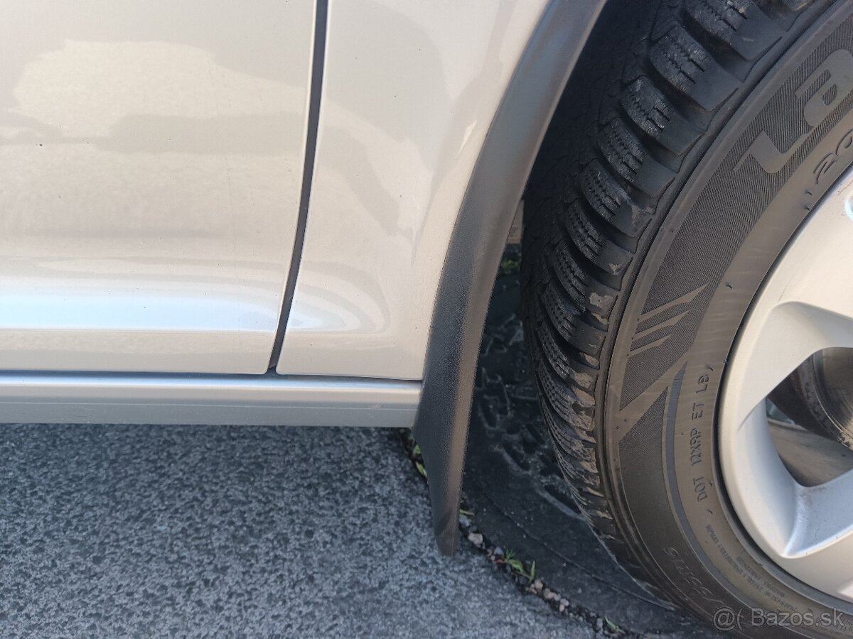 Škoda octavia 2 2.0tdi dsg - 6