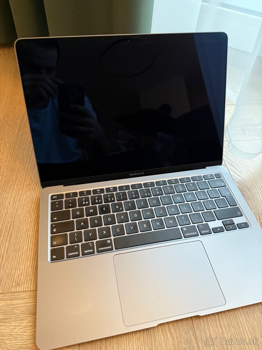 MacBook Air 13” Retina (2020) - 6