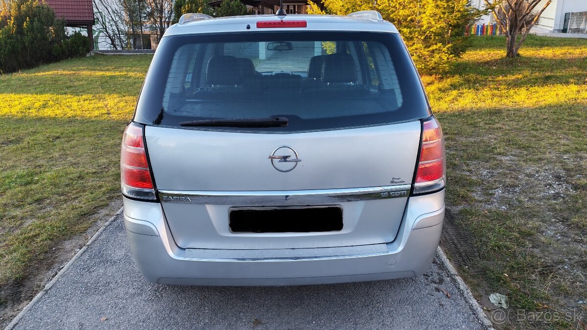 Opel Zafira 1.9 CDTI, 7 miest - 6