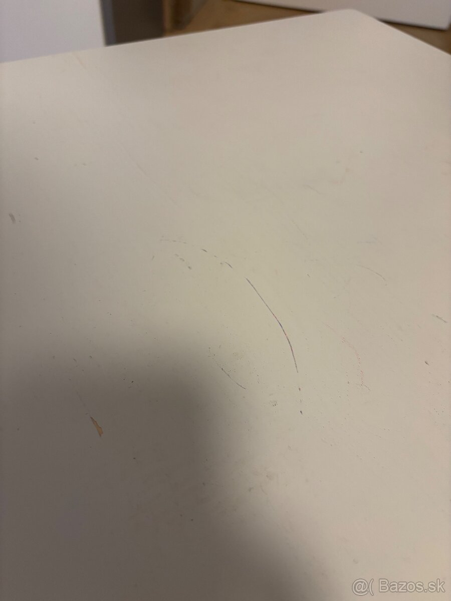 Stôl so stoličkami - 6