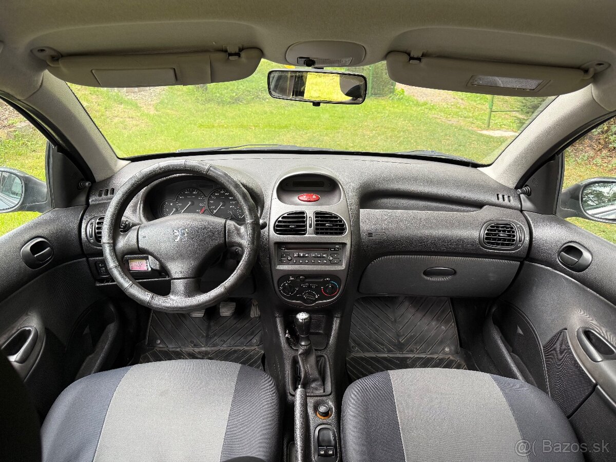 Peugeot 206 - 6
