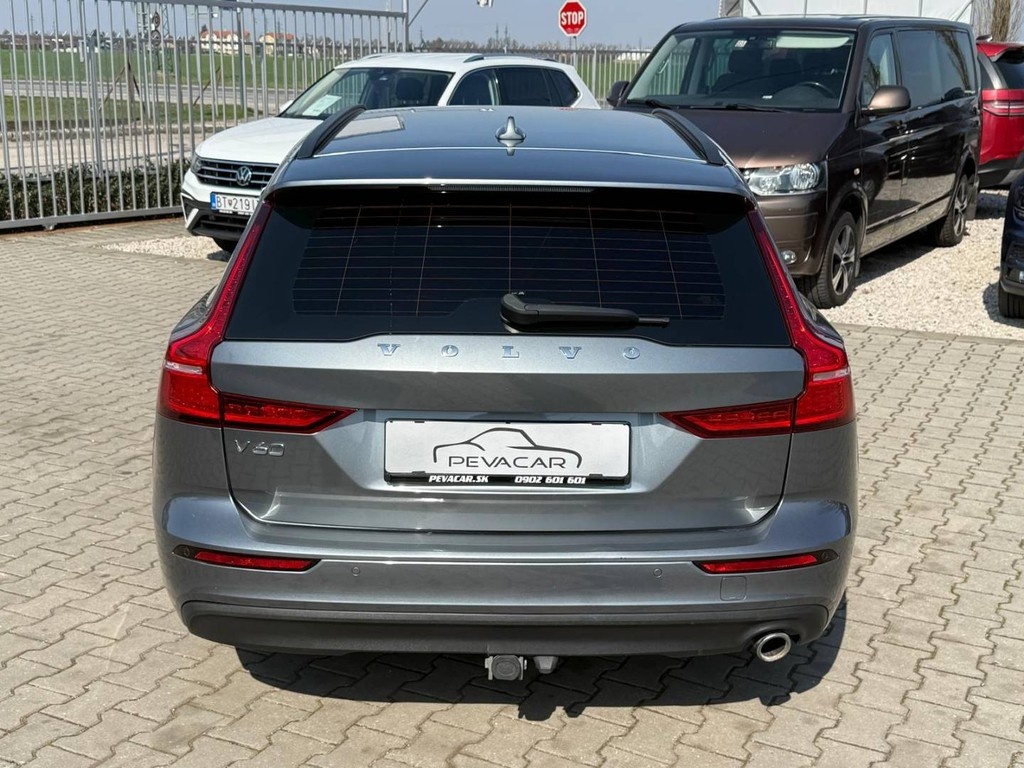 Volvo V60 D3 Momentum A/T - 6