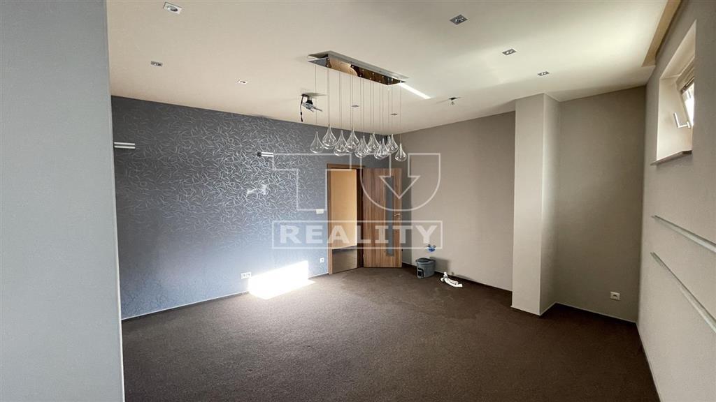 Polyfunkčný objekt na prenájom - 6