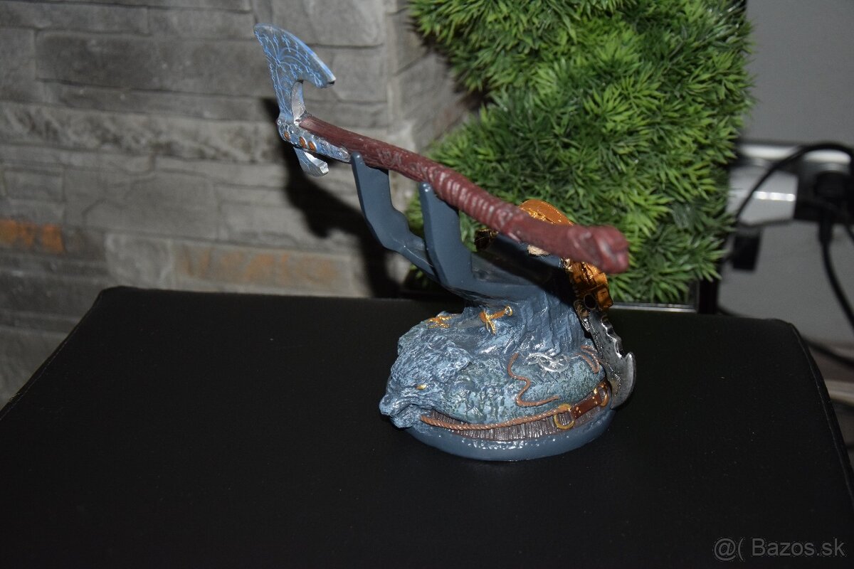 Stojan na ovladac Gof of war - 6