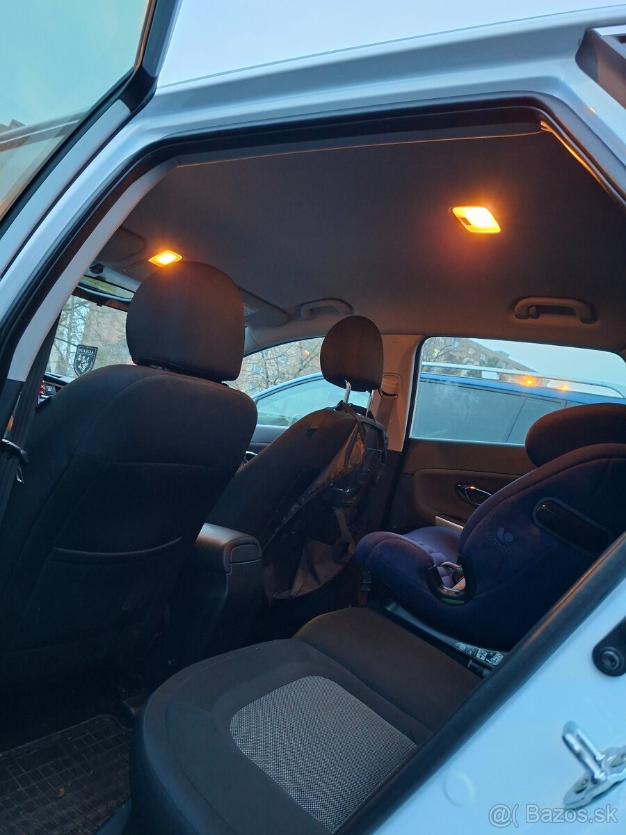 KIA CEED SW r.v.2016 - 6