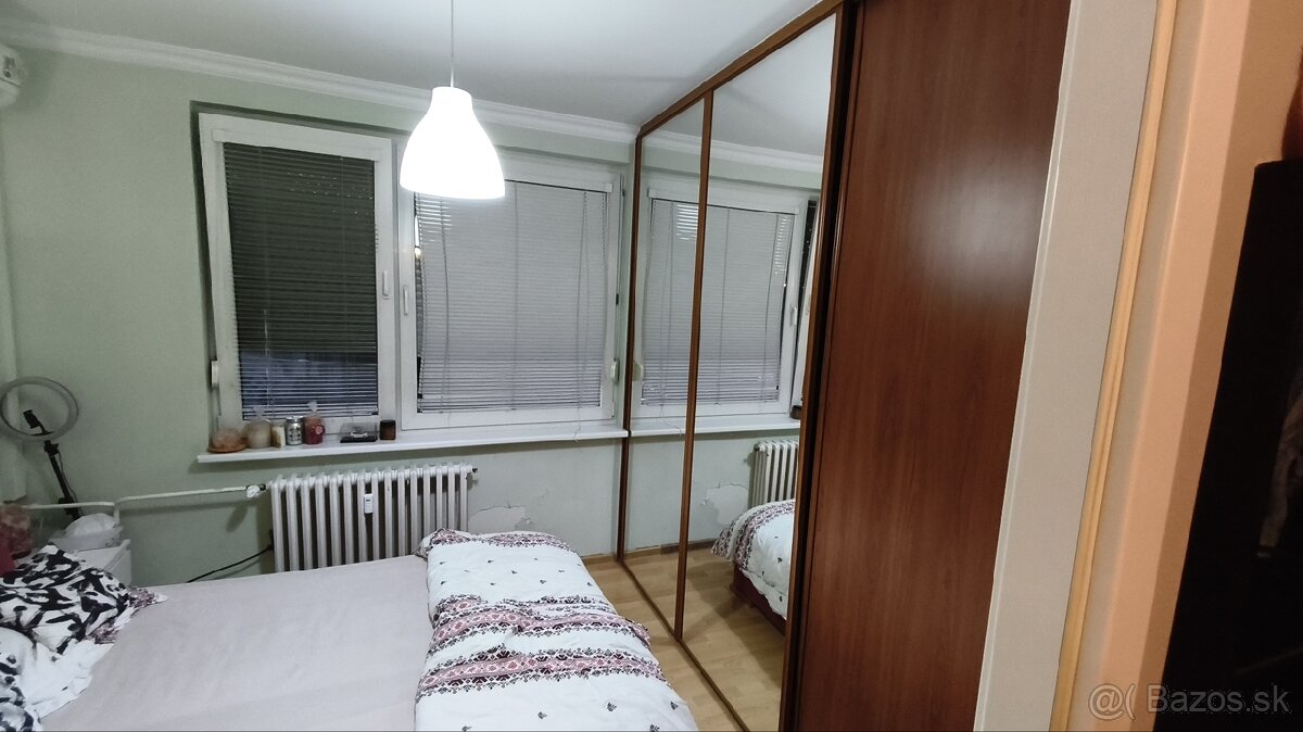 Predam 3 izbový byt (revolučná štvrt) - 6