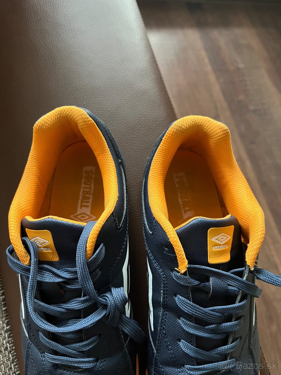 Halovky Umbro Flag - 6