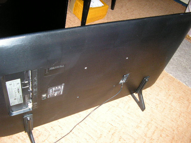 Predam LED televizor - 6