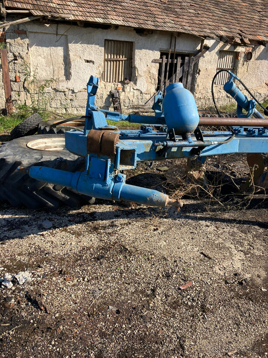 Pluh Roudnický PHX5 - 6