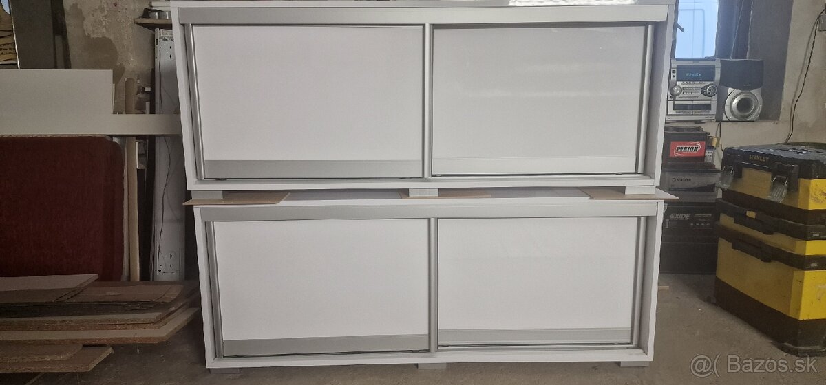 Skrinky s posuvnými dverami. - 6