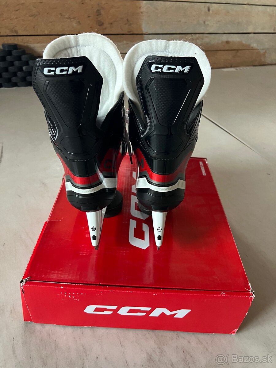 Predám korčule CCM Jetspeed FT670 SR - 6