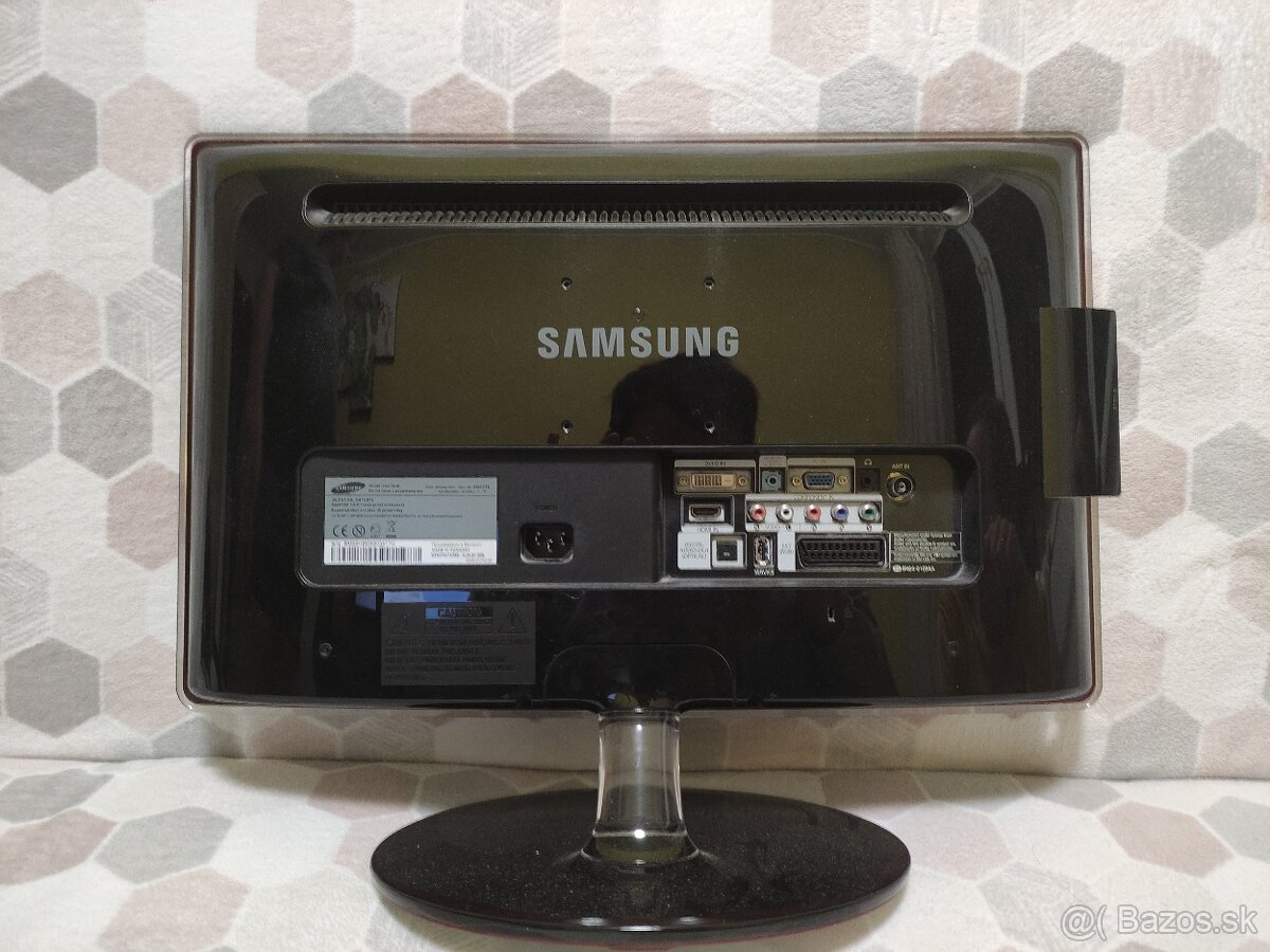 22" Full HD LCD monitor / TV Samsung so vstavaným tunerom - 6