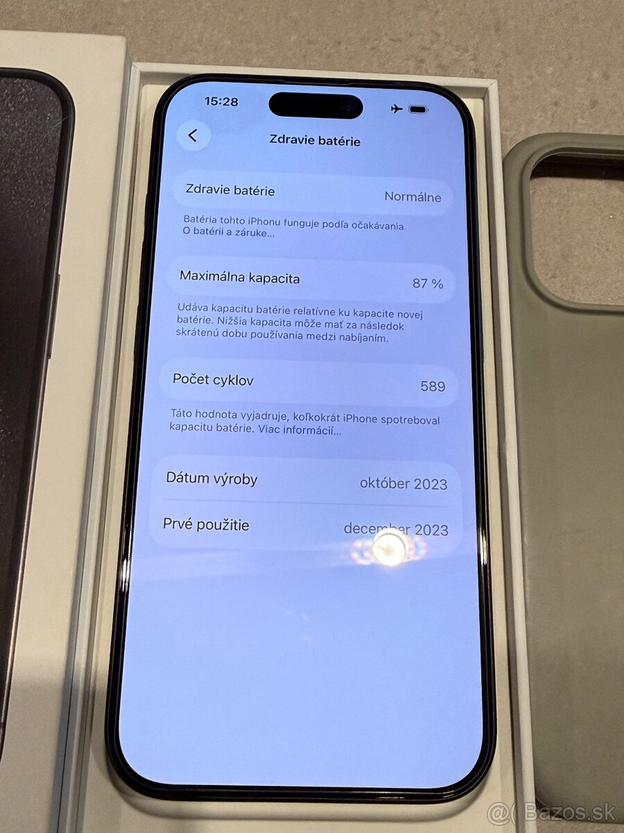 iPhone 15 Pro, Black Titanium, 256GB - 6