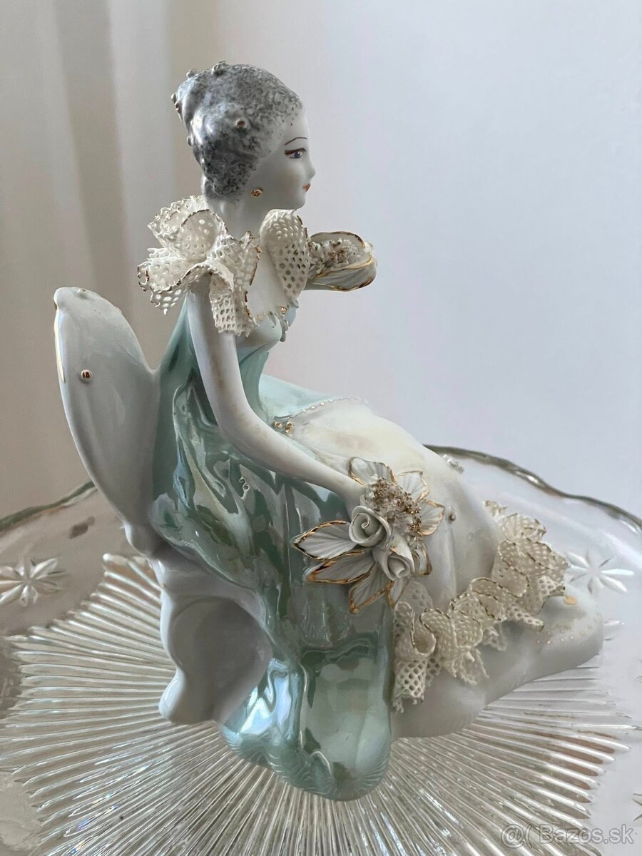 Soška - porcelán - 6