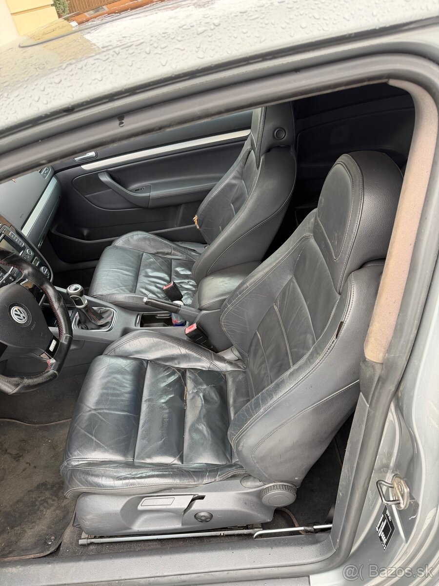 Golf 5 GTi (na opravu) - 6