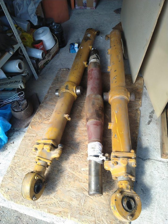 Hydrovalec radlice buldozer B-10 - 6