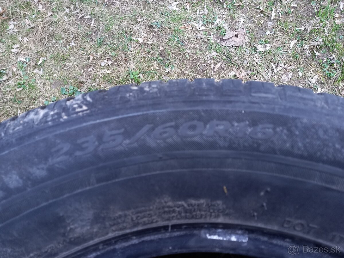 Celoročné pneu 235/60 r16 - 6