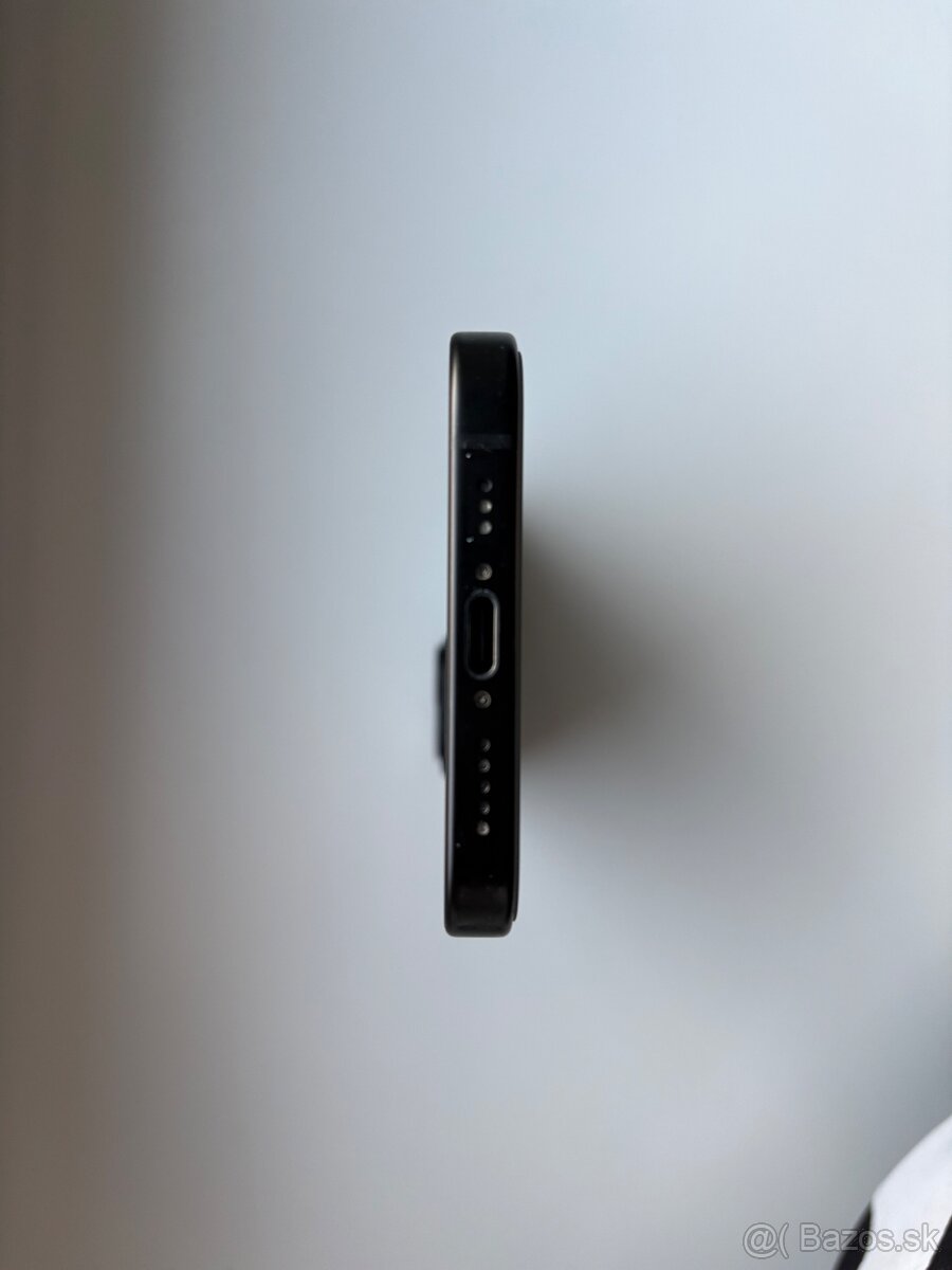 iPhone 15 - 6