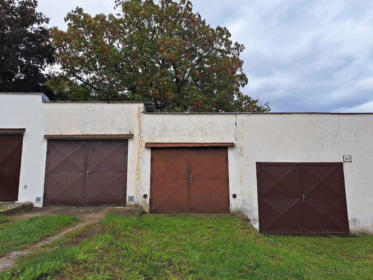 GARÁŽ- JILEMNICKÉHO - 6