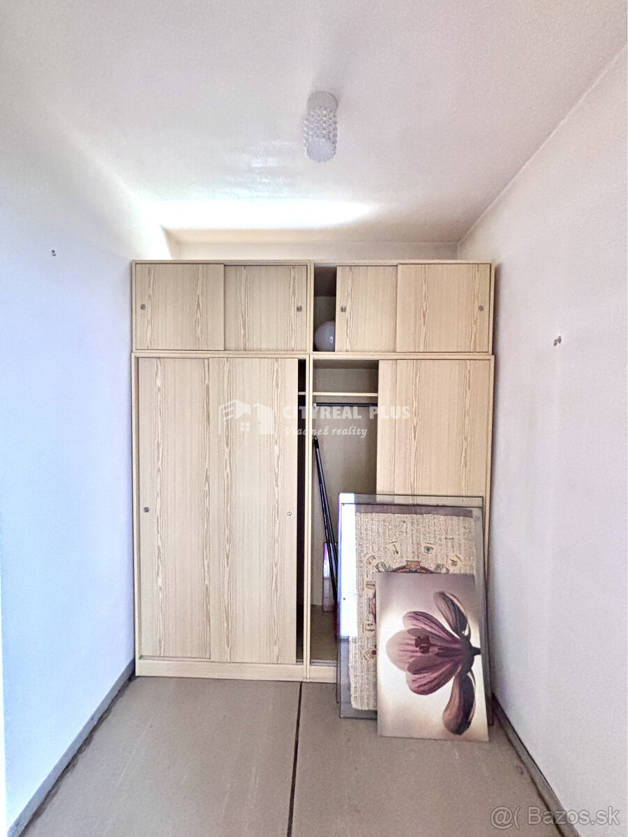 Ponúkame Vám na predaj 7 izbový rodinný dom v tichej a lukra - 6