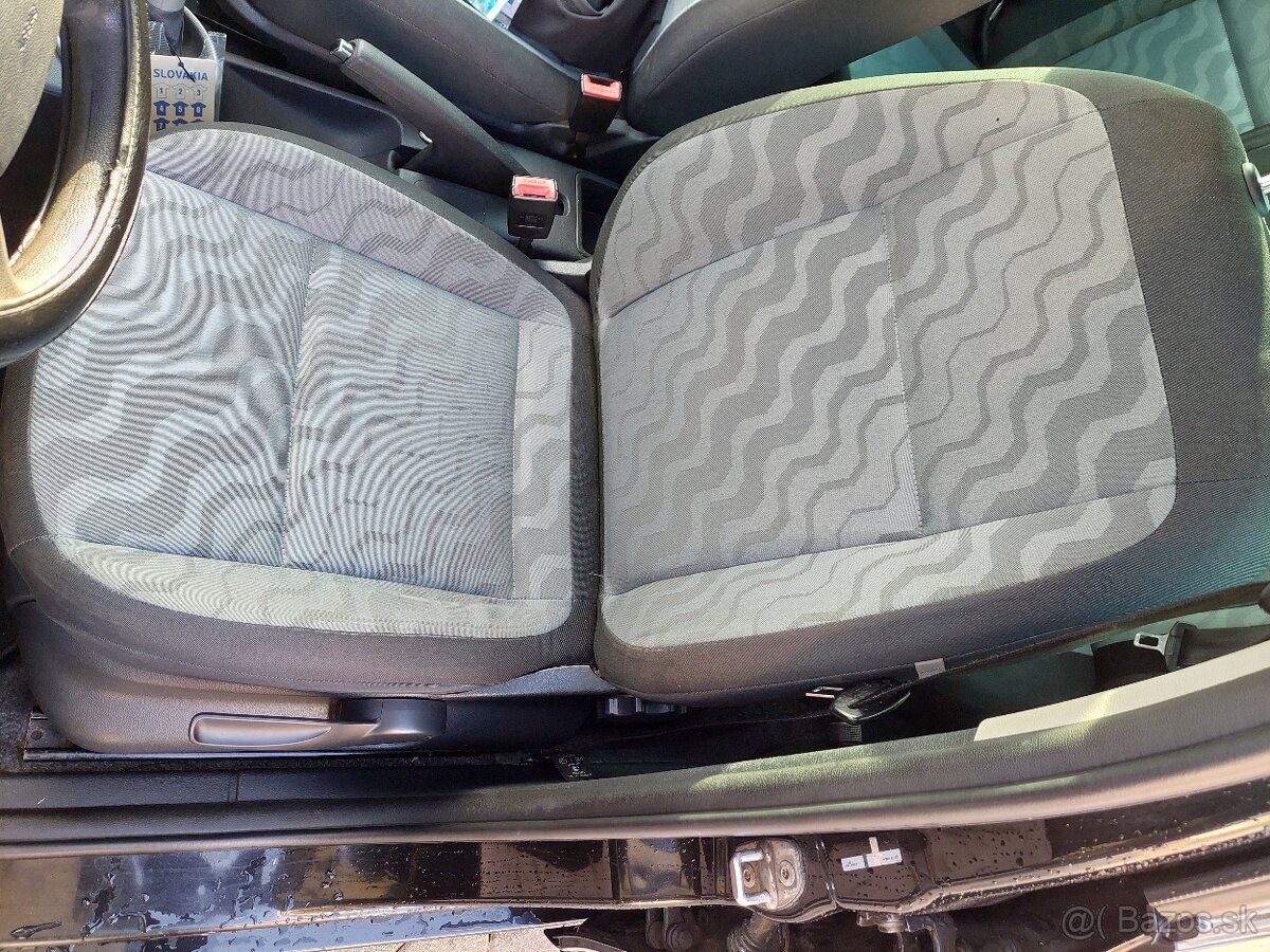 Predam ŠKODA FABIA 2 - 1.4 16V benzin - 6
