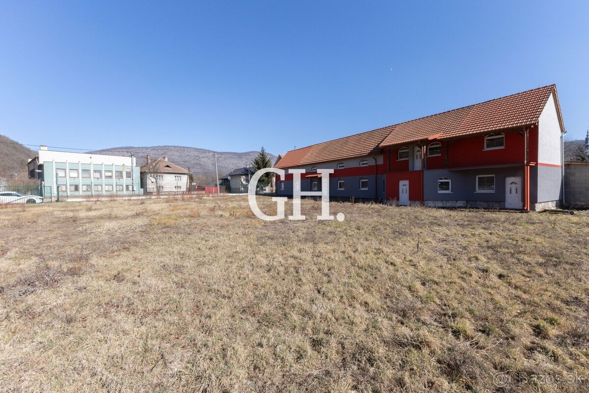 Na predaj rozľahlý rodinný dom s veľkým pozemkom pri hlavnom - 6