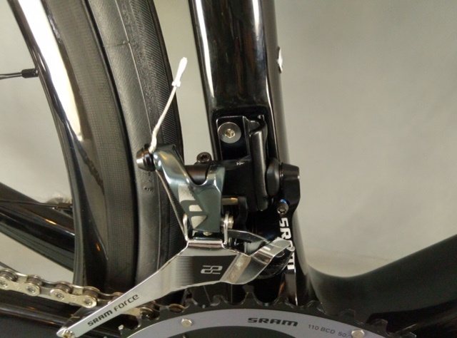 Cestny sportovy karbonovy bicykel - 6