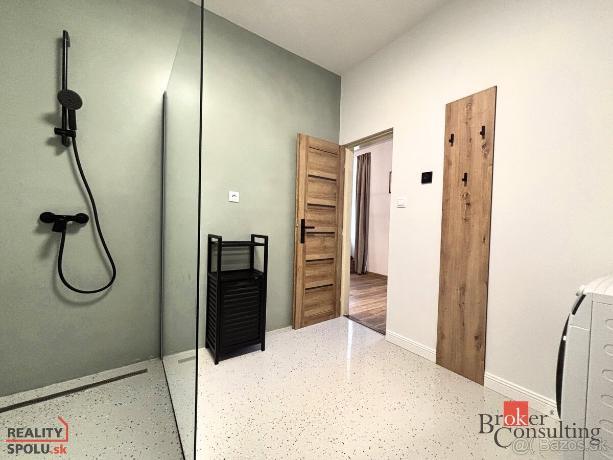 VÝRAZNÁ ZĽAVA  Rodinný dom v Bátovciach - exkluzívne bývani - 6