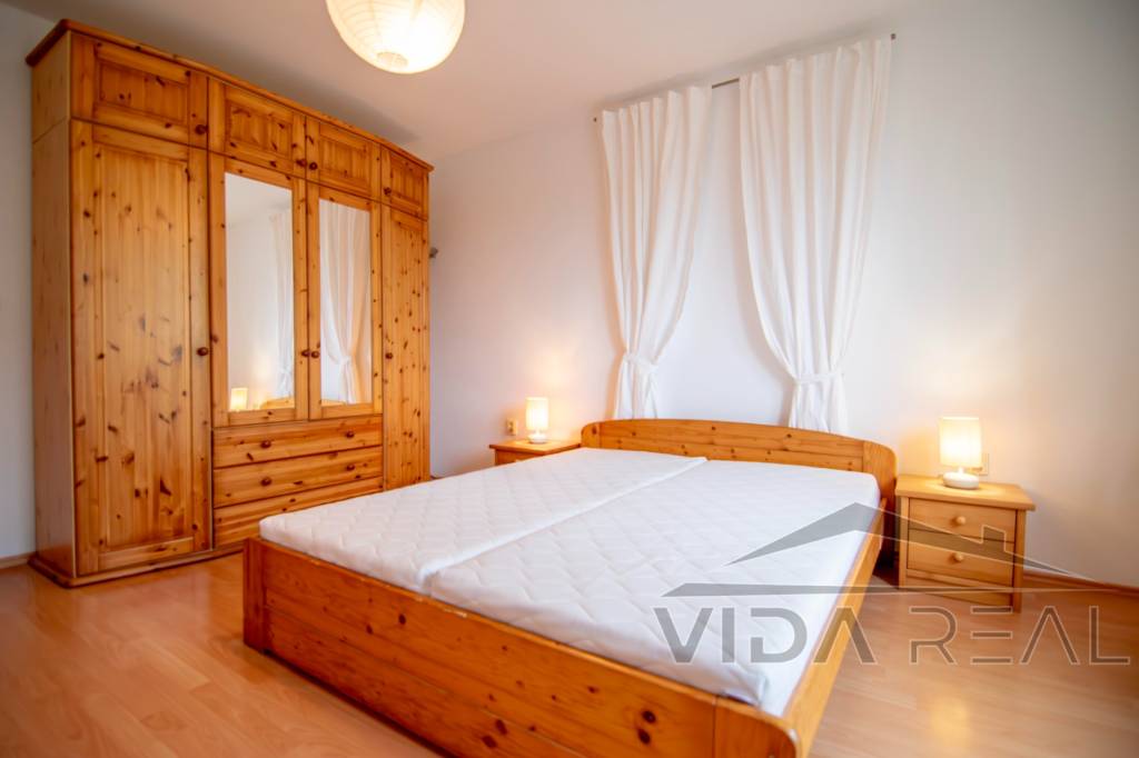 Priestranný 3-izbový byt s dvoma balkónmi v Pezinku, sídlisk - 6