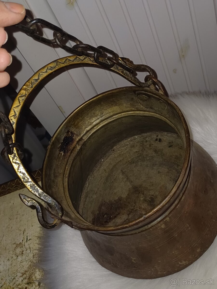 Stará nádoba/ kotlík - 6