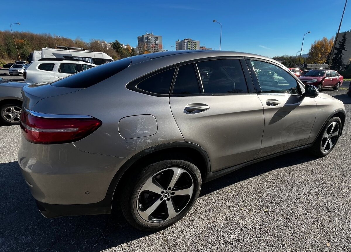 Mercedes-Benz GLC 250 d 4MATIC kupé - 6