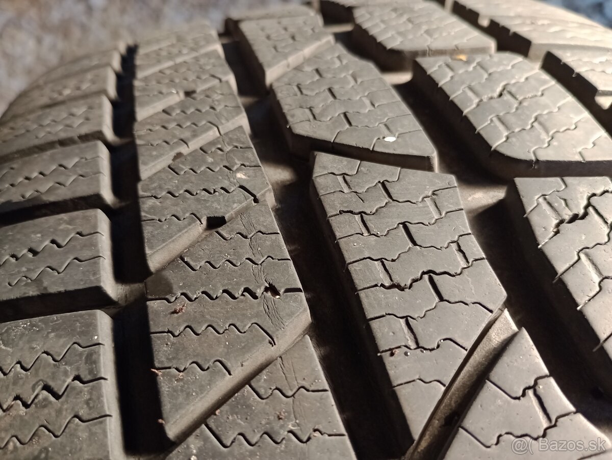 Predam 2ks pneu 235/45/r19 zimne 99V Continental - 6