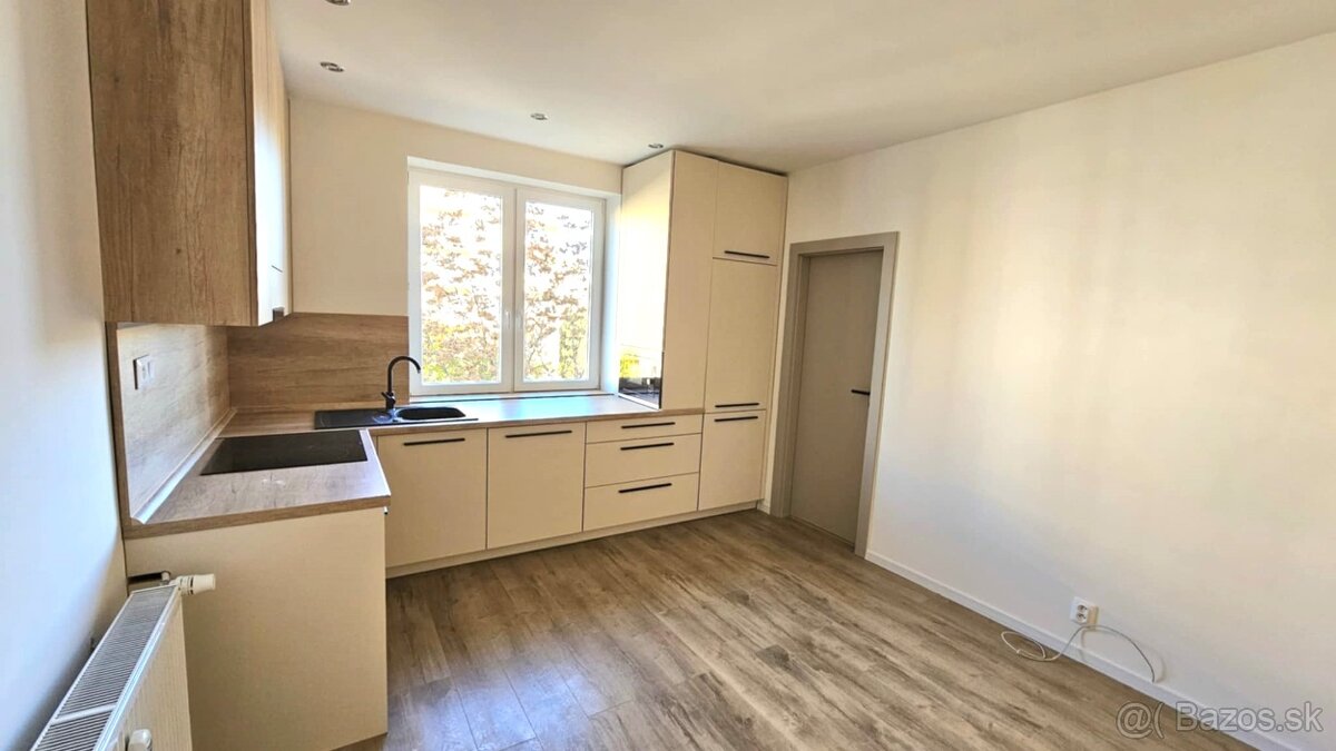 NOVINKA - 3 izbový byt ul. Južná trieda - NOVÁ REKONŠTRUKCIA - 6