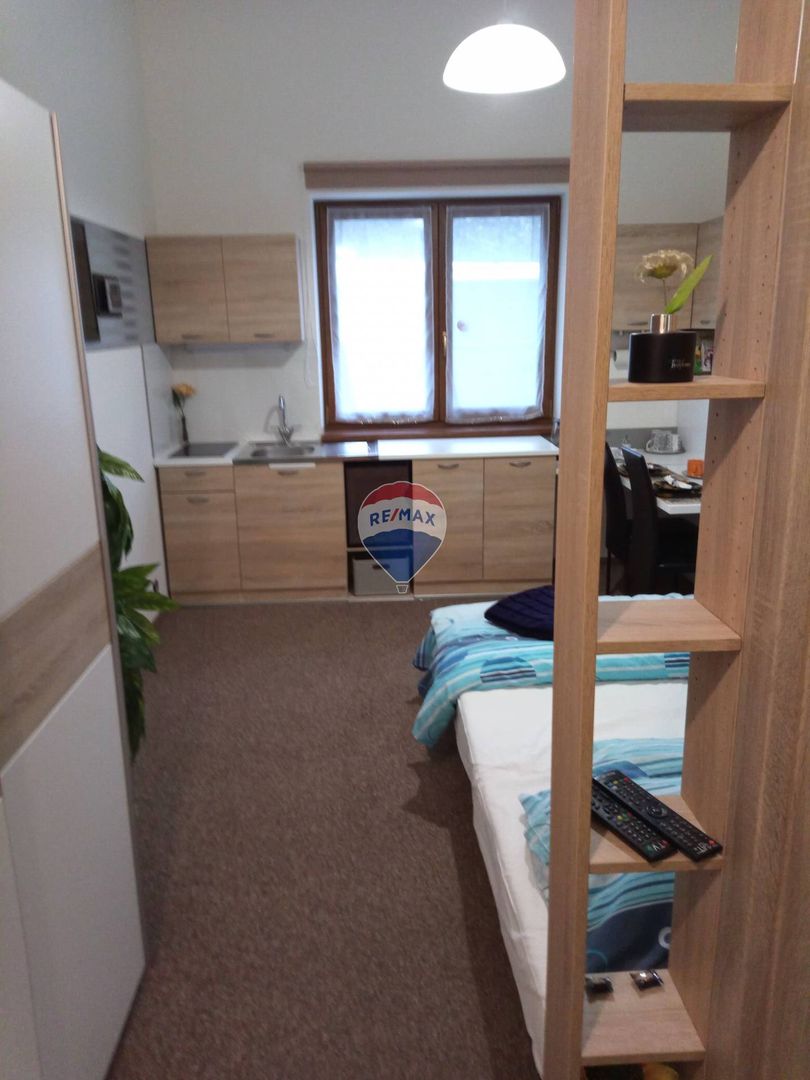 NÍZKOENERGETICKÝ 12+1 apartmánový dom, 1126m2, Ľubotice, Pre - 6