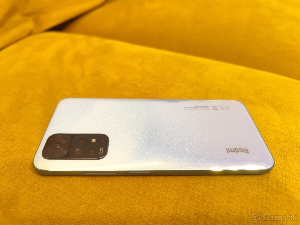 Predám Xiaomi Redmi Note 11 - 8/128 bielo modrý - lesklý - 6