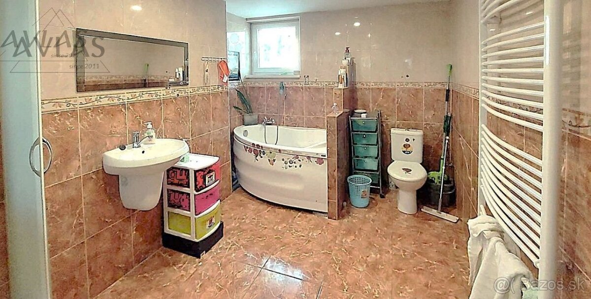 Exkluzívne dvojgeneračný tehlový rodinný dom sídlisko Šváby - 6