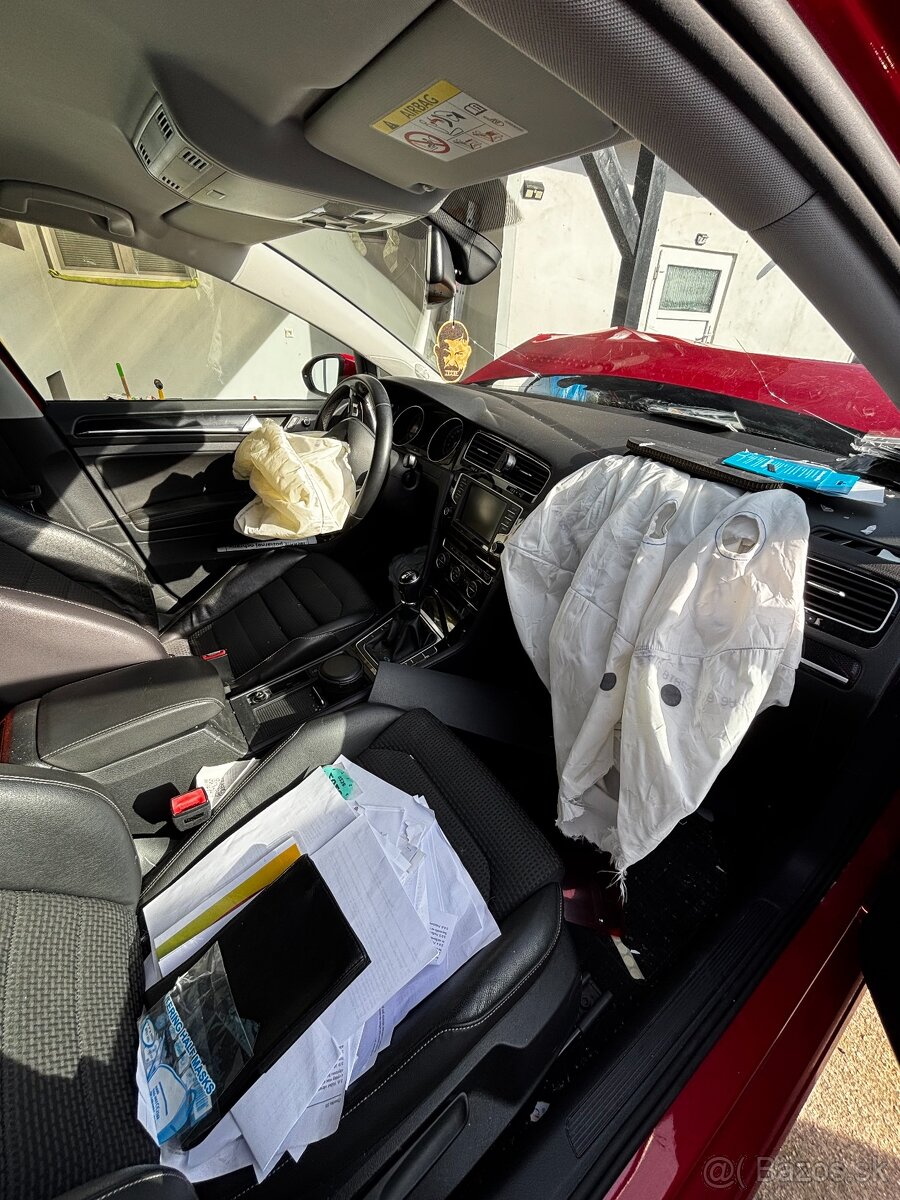 Predám VW GOLF 7 1.4 Búrane - 6