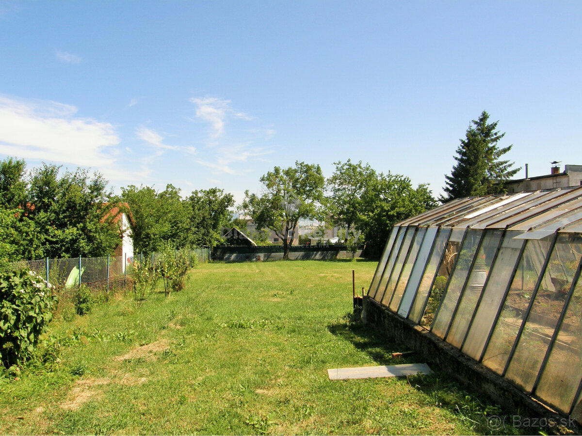Slnečný stavebný pozemok Košice-Pereš, bez stavebnej uzávery - 6