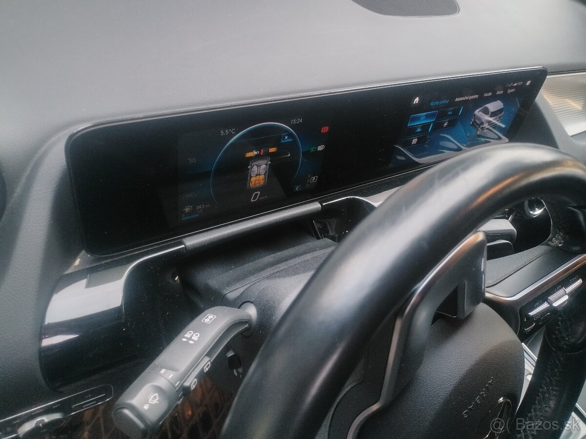 MB GLA 200d 4 MATIC ročník 10/22 - 6