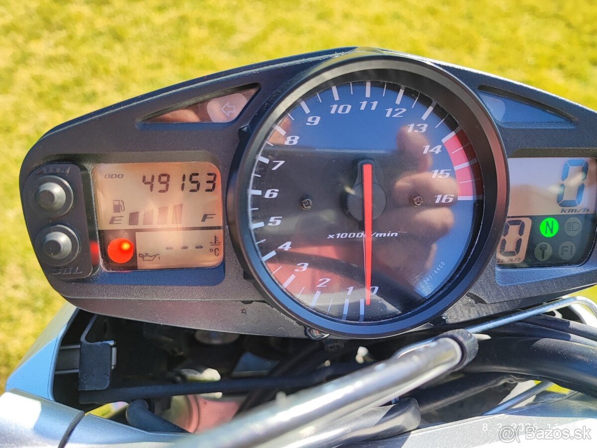Predám Suzuki GSR 600 - 6