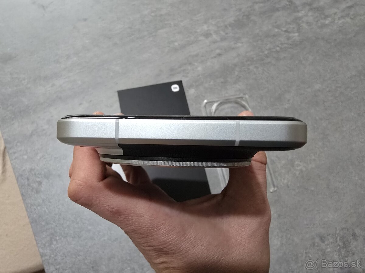 PREDÁM XIAOMI 15 ULTRA 16/512GB Silver Chrome/VÝMENA - 6