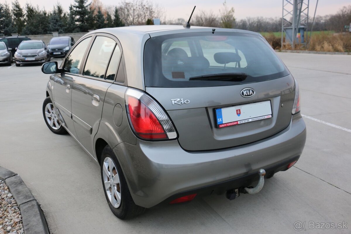 Kia Rio 1.4 LX - 6