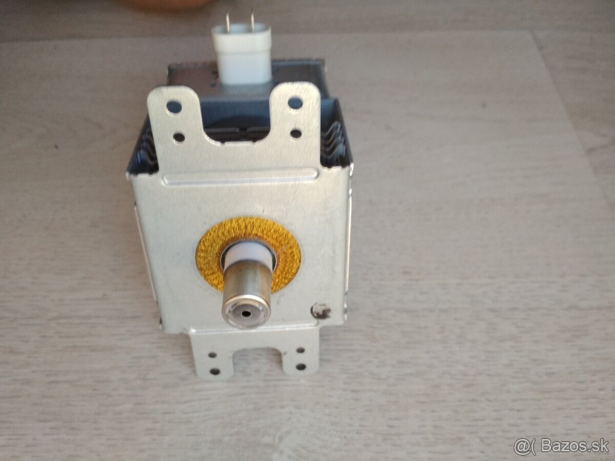 Magnetrony do mikrovlnky 700W - 6
