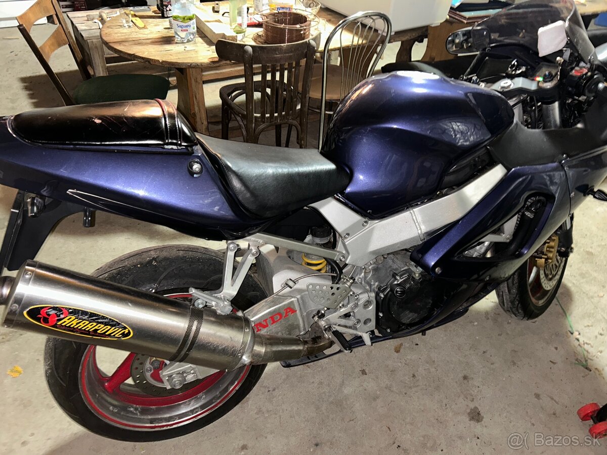 Predám Honda cbr929 rr 2001 - 6