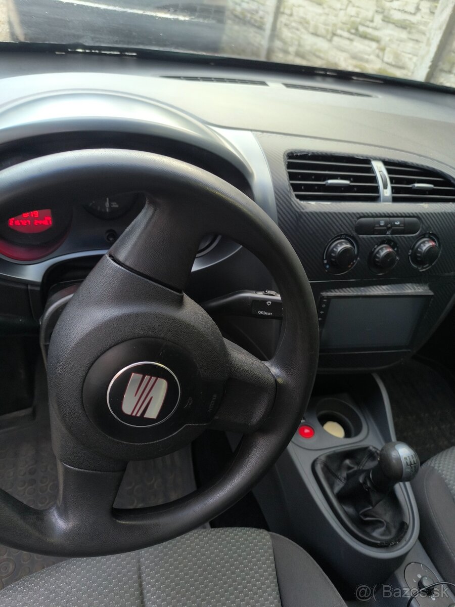 Seat Leon 1,4 16v 63 kw - 6