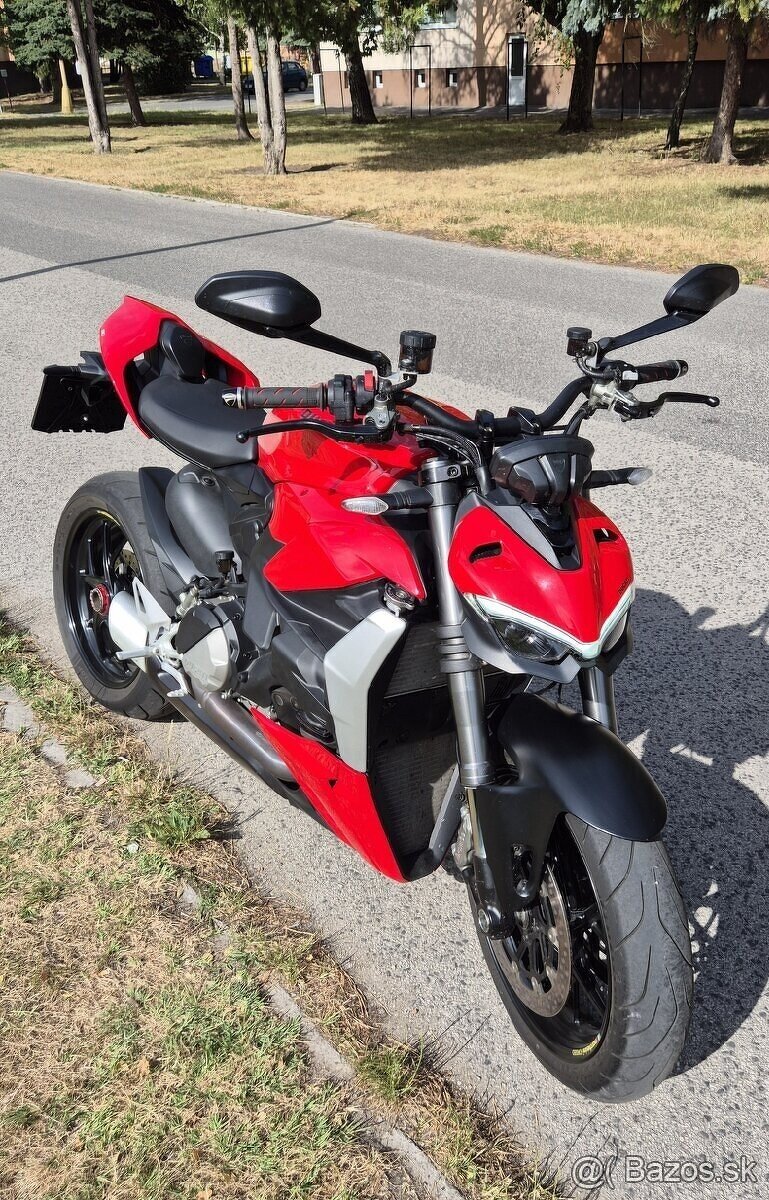 DUCATI STREETFIGHTER V2 - 6