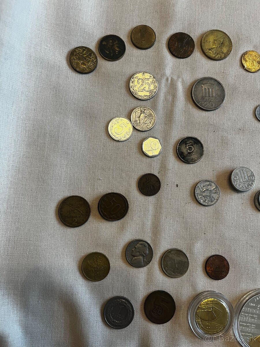 zbierka zahraničných mincí + pamätné medaily - 6