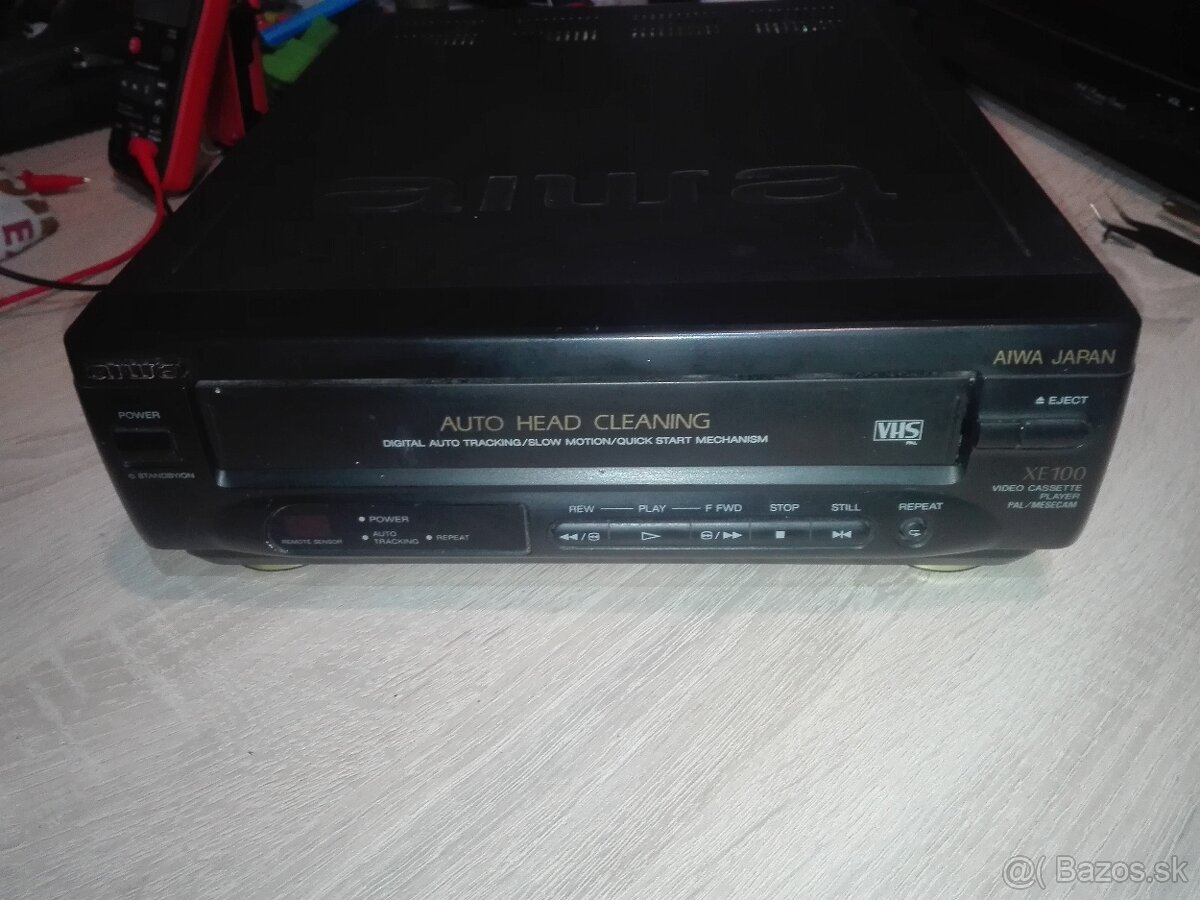 VHS videoprehrávač AIWA+TV farebné, 14“. - 6