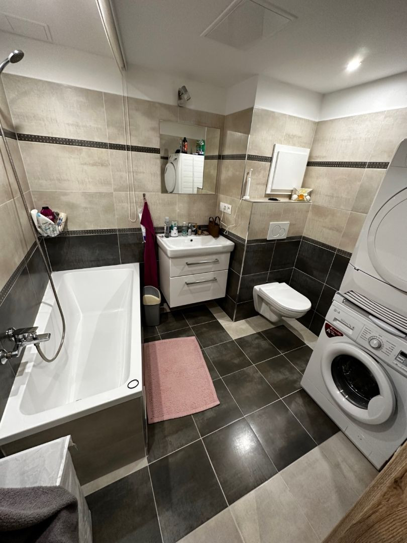 EXKLUZÍVNE PREDAJ:Komfortný bezbariérový 3-izbový byt v Senc - 6